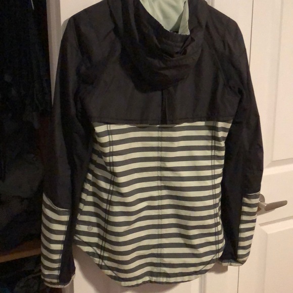 Lululemon Spring jacket - Picture 2 of 2